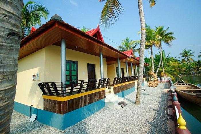 Munroe Island Lake Resort Mundrothuruth Exterior foto