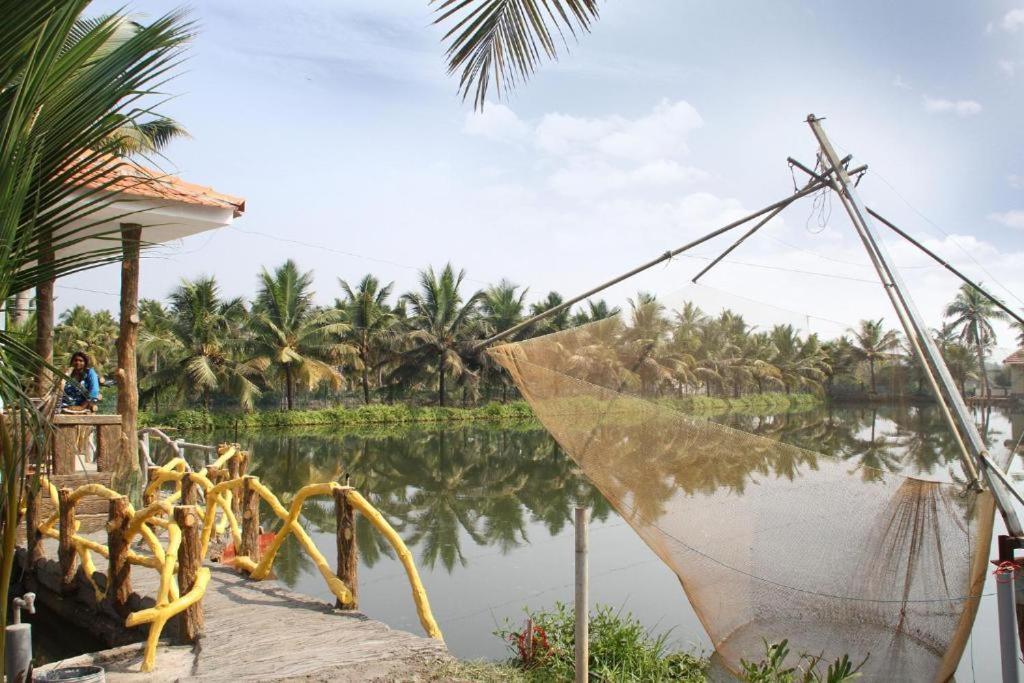Munroe Island Lake Resort Mundrothuruth Exterior foto