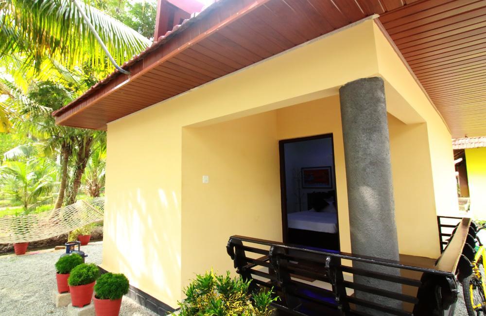 Munroe Island Lake Resort Mundrothuruth Exterior foto