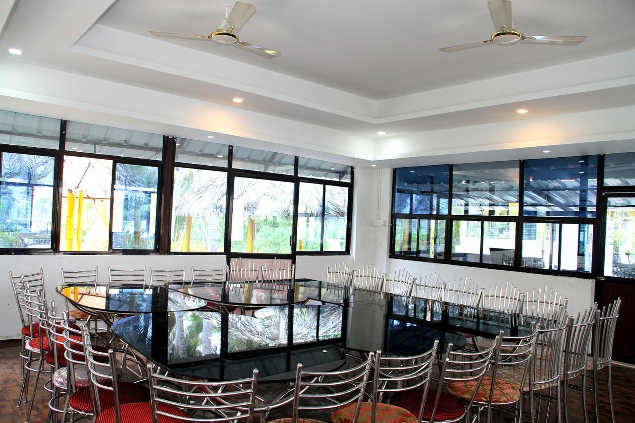 Munroe Island Lake Resort Mundrothuruth Exterior foto